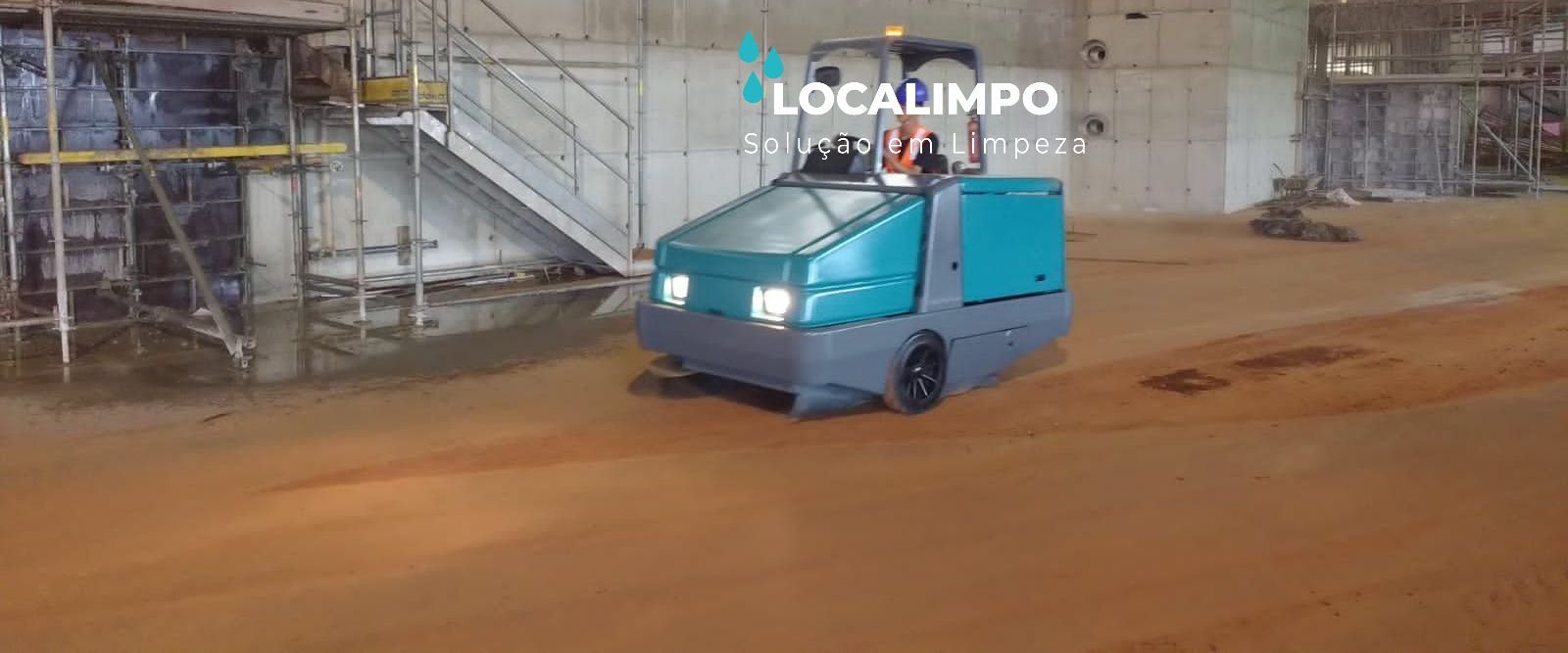 Varredeira de piso, Tennant S30, Tennant S20, Tennant, alfatennant, alfa tennant, varredeira powerboss minuteman, powerboss minuteman, alfa tennant, tennant, promolimp, limpeza mecanizada, vulcan, ecologica, localimp,