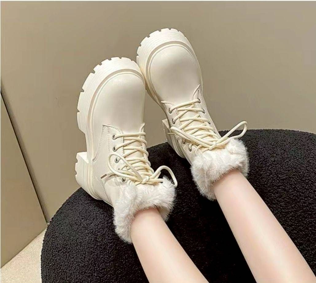 加絨加厚厚底靴子｜英倫風馬丁雪地棉鞋・保暖冬季靴女款