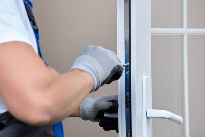 Door repair services from R&R Security in Richmond upon Thames, London