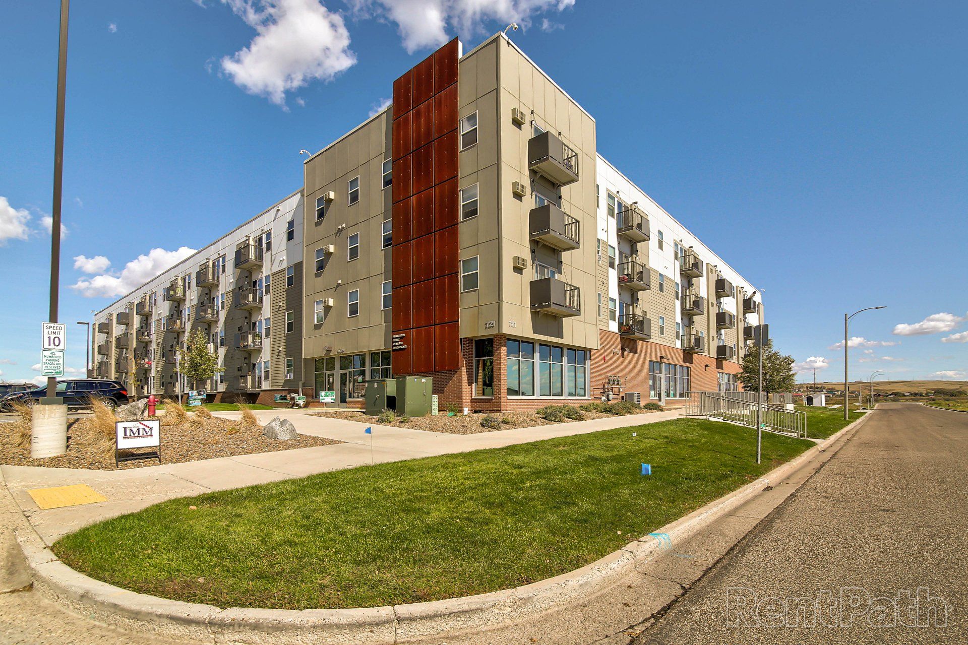 Badlands Apartments at IMM Apartments in Williston North Dakota