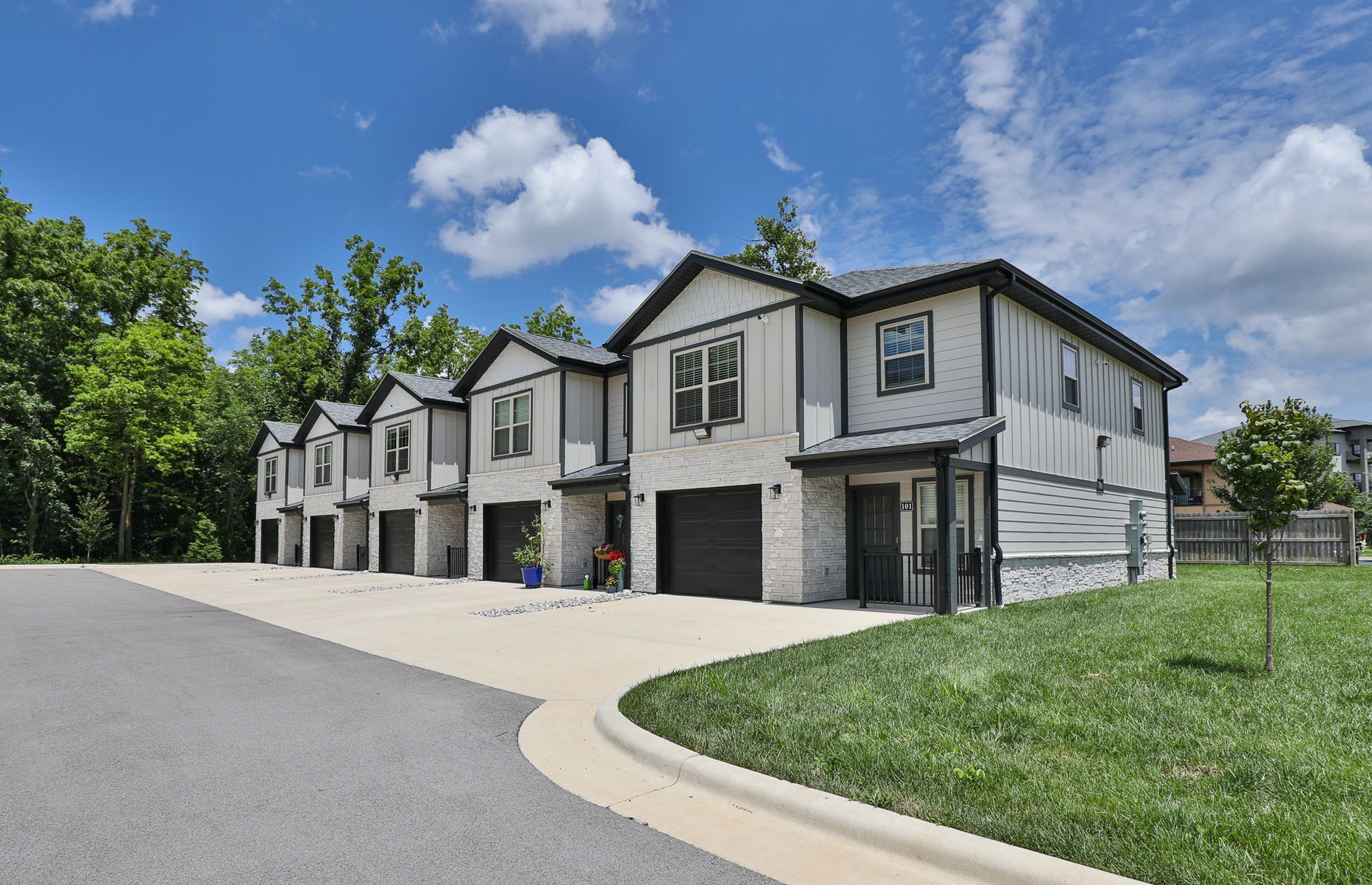 The Woods Townhomes for Rent in Springfield MO