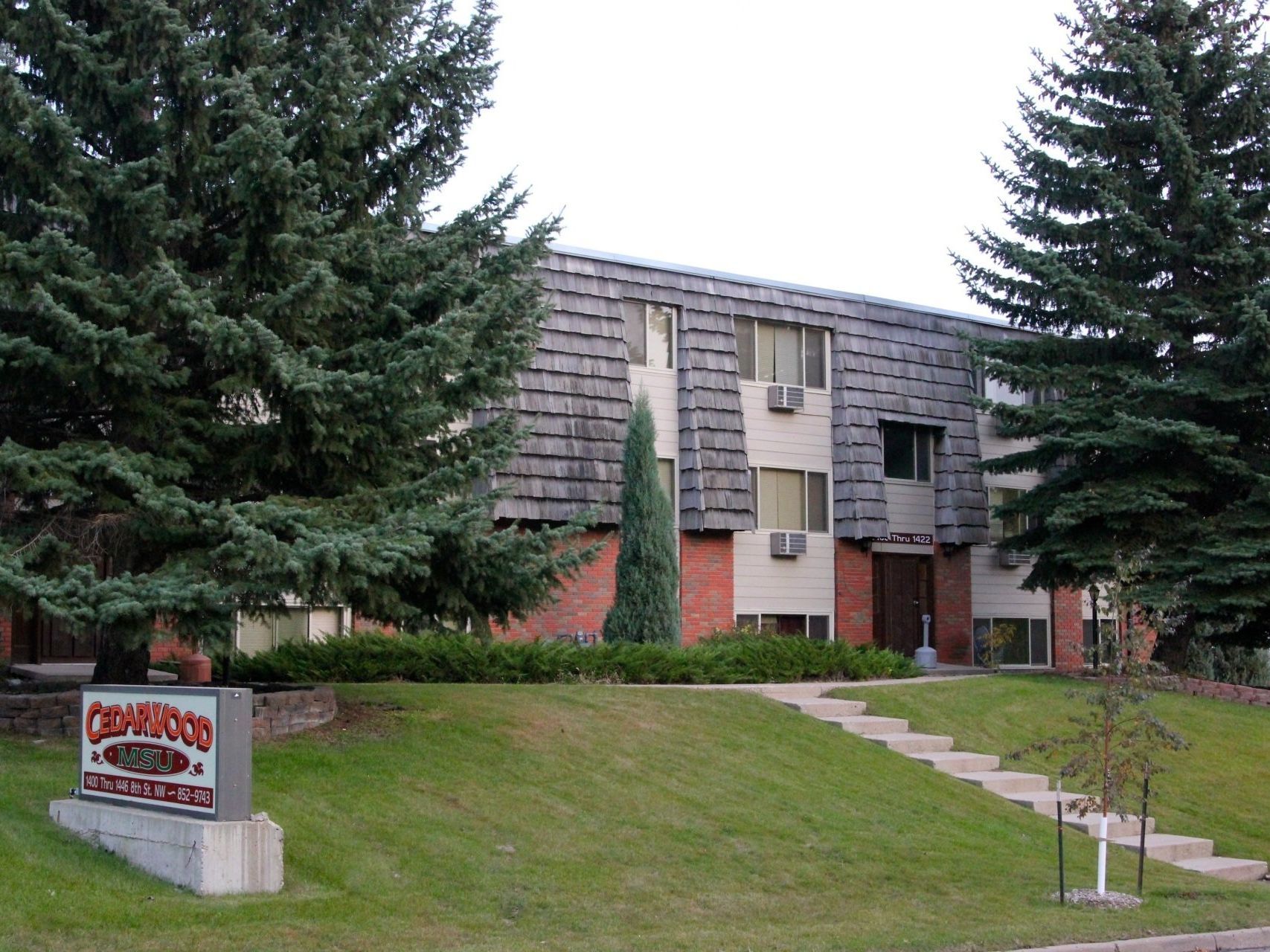 Minot State University Cedarwood MSU Apartments at IMM Apartments in Minot North Dakota