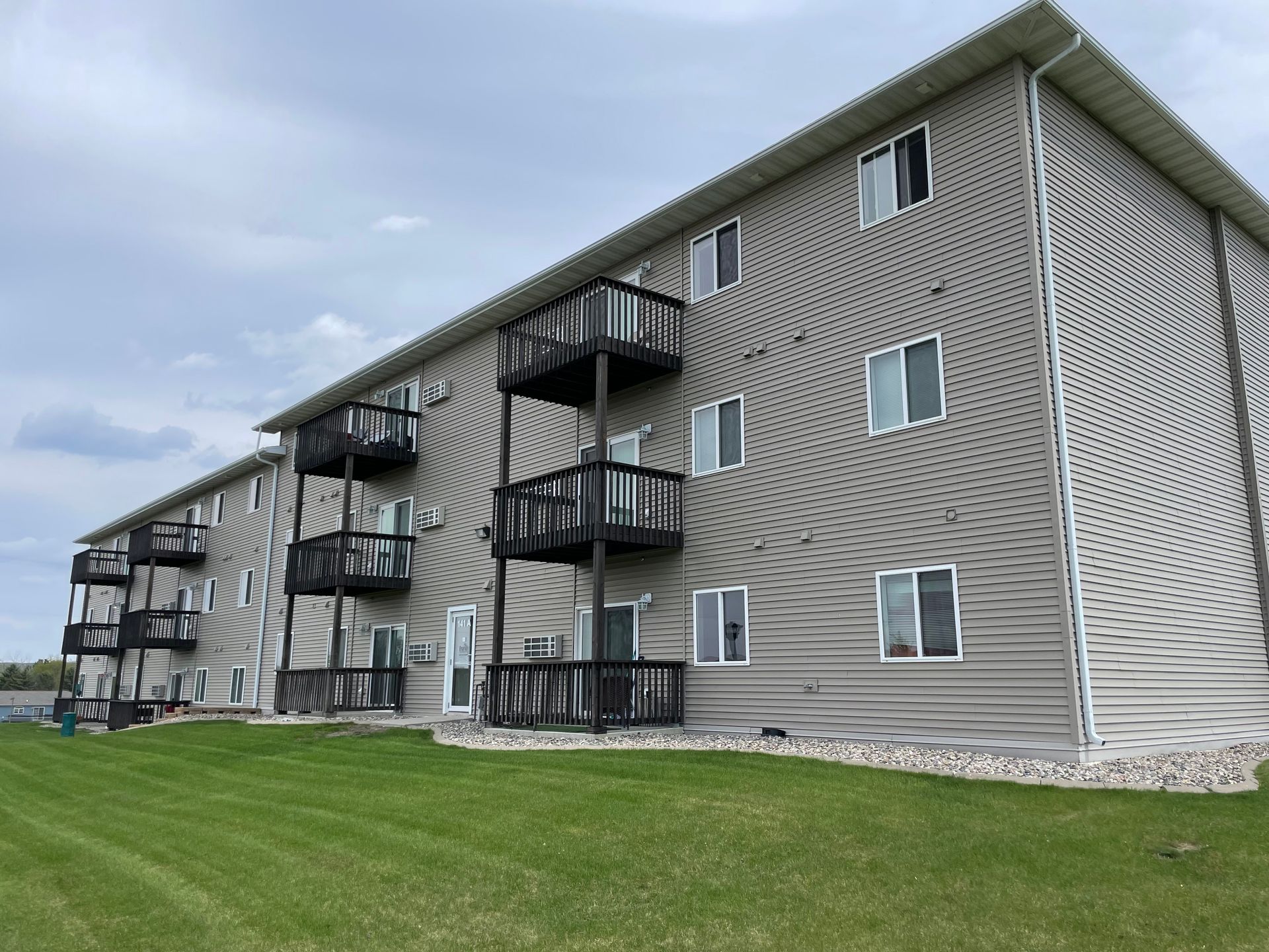 Burlington Apartments at IMM Apartments in Minot North Dakota
