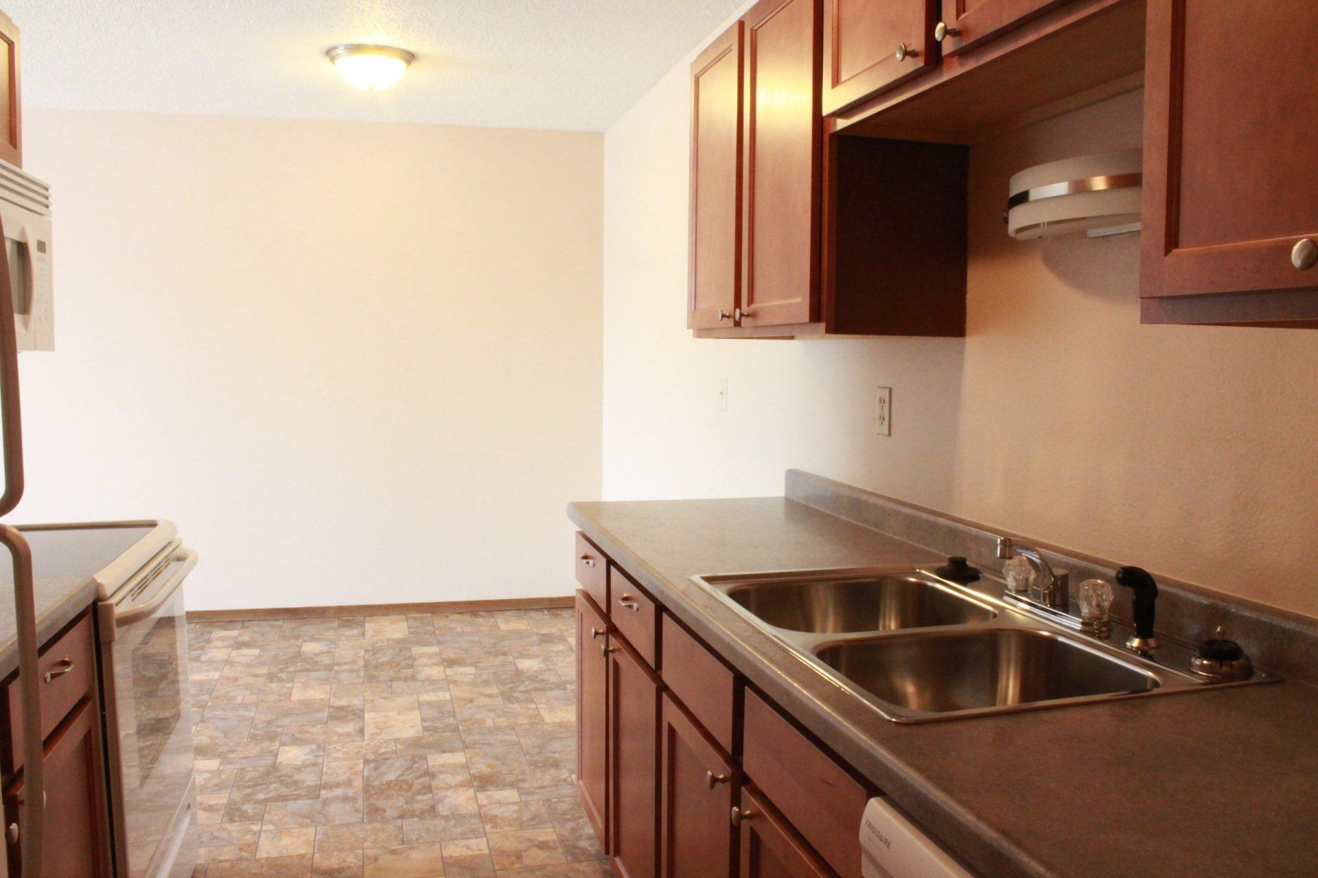 Southview Apartments at IMM Apartments in Minot, North Dakota