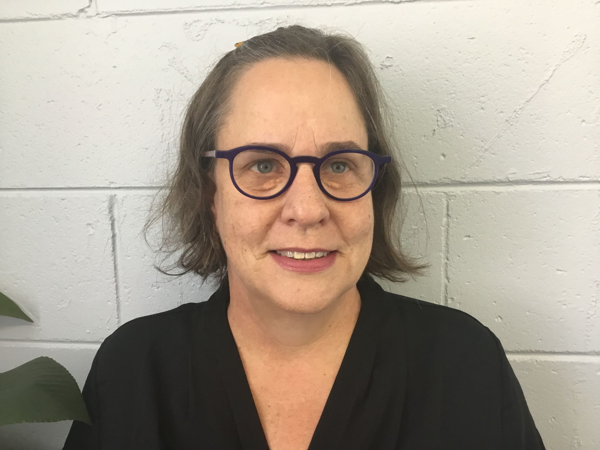 Leisa — Customer Service