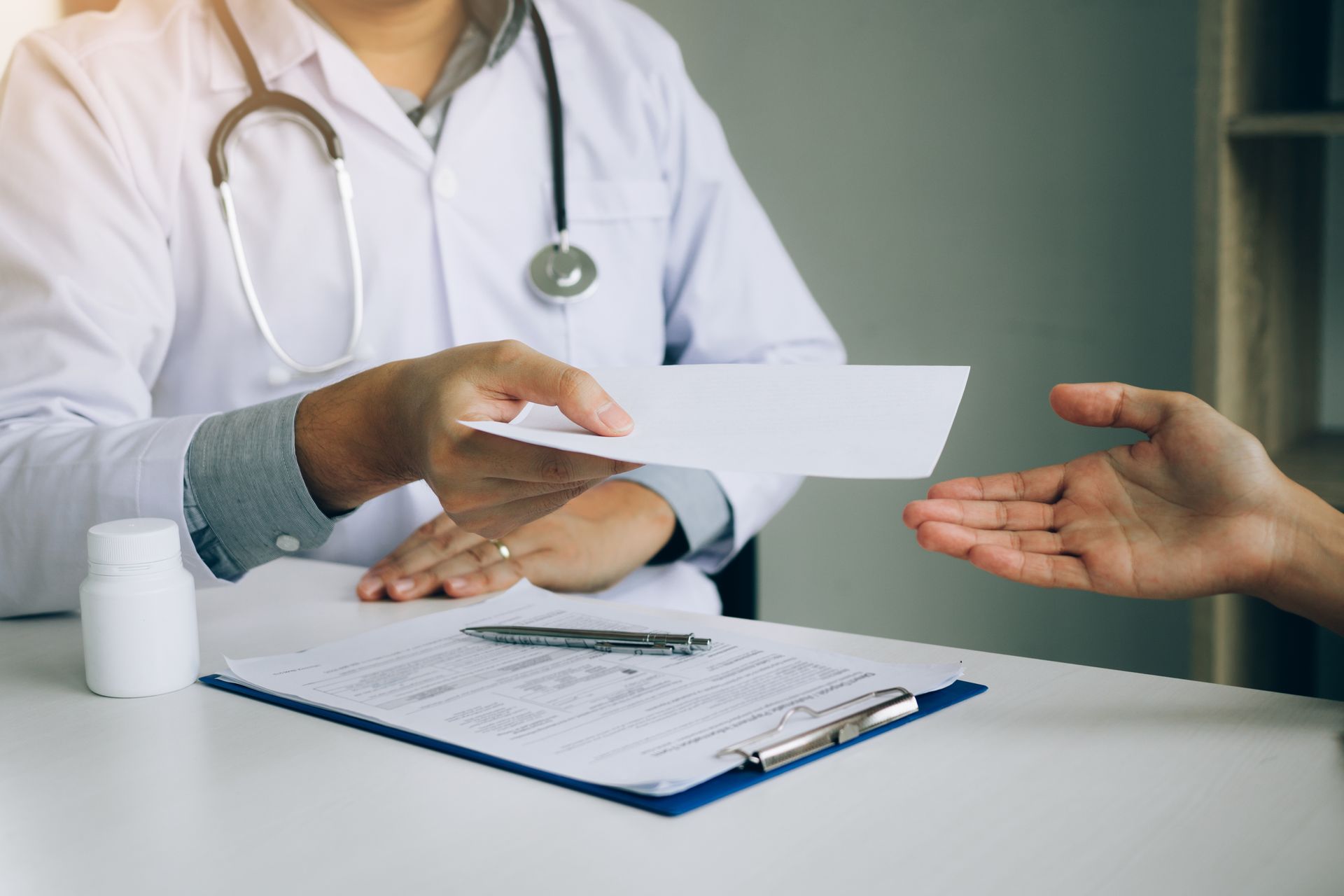 Laudos Neurológicos para Concursos Públicos com Neurologista Especializado (RQE)