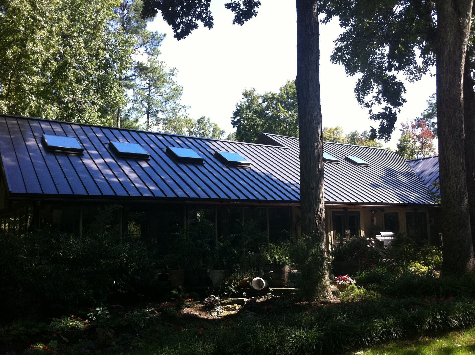 roofing contractor