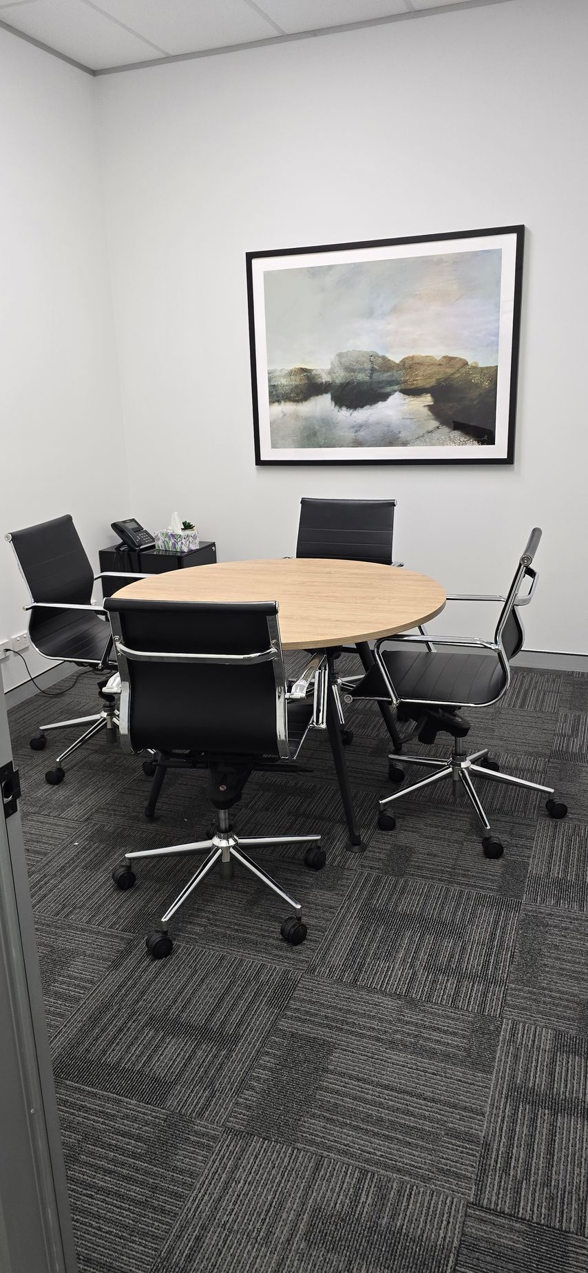 A Large Room Meeting Room with Table and chairs — A Place 2 Shine In Chisholm, NSW