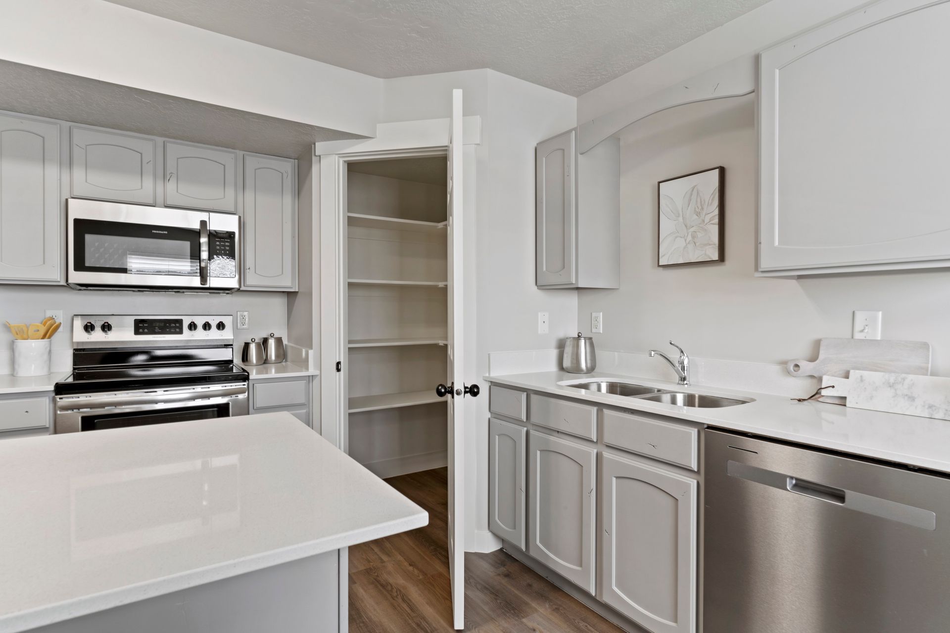 Oakwood Apartments Photo gallery