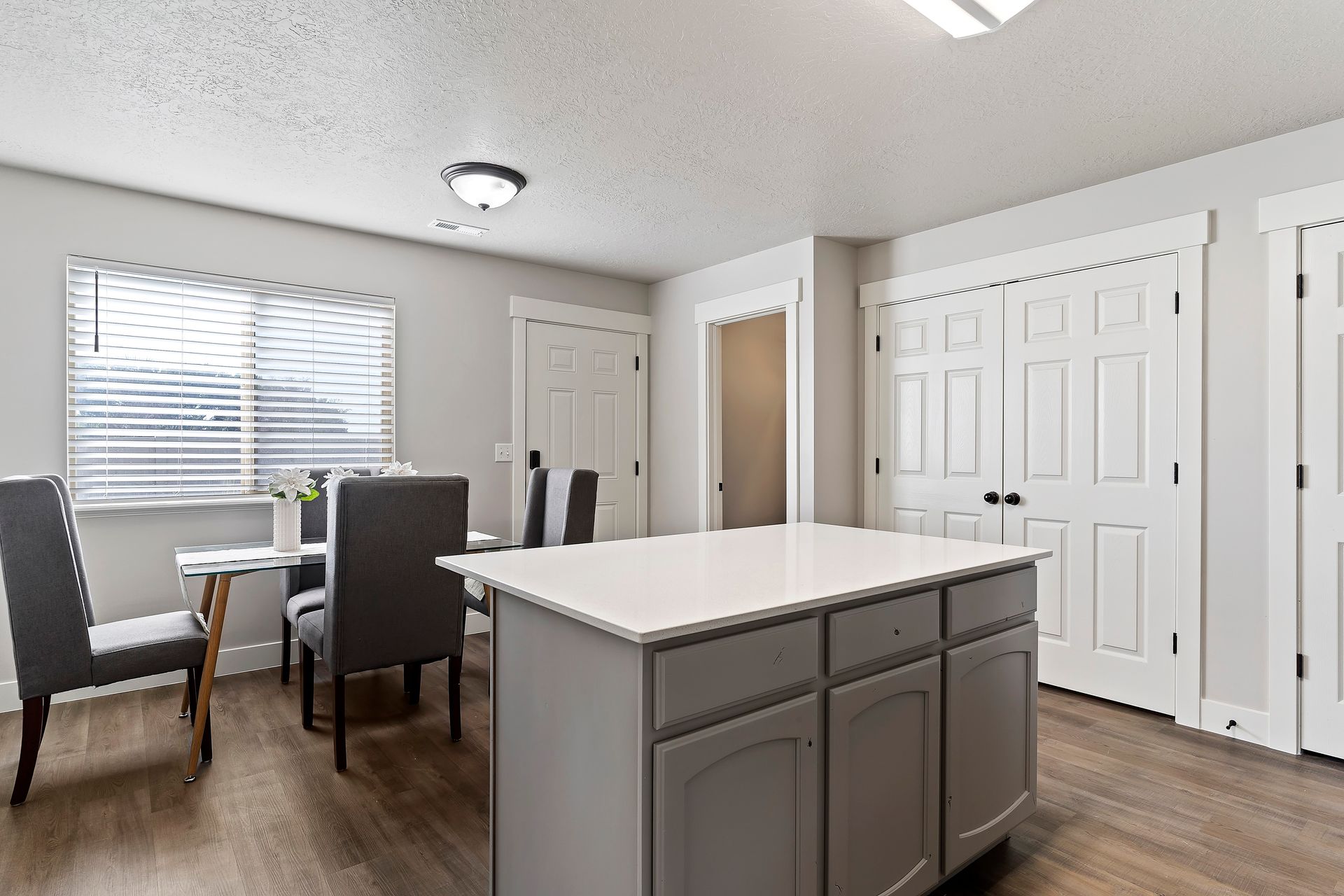 Oakwood Apartments Photo gallery