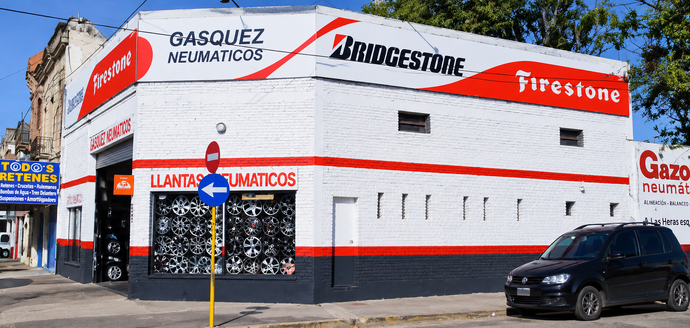 Local de Gázquez Neumáticos