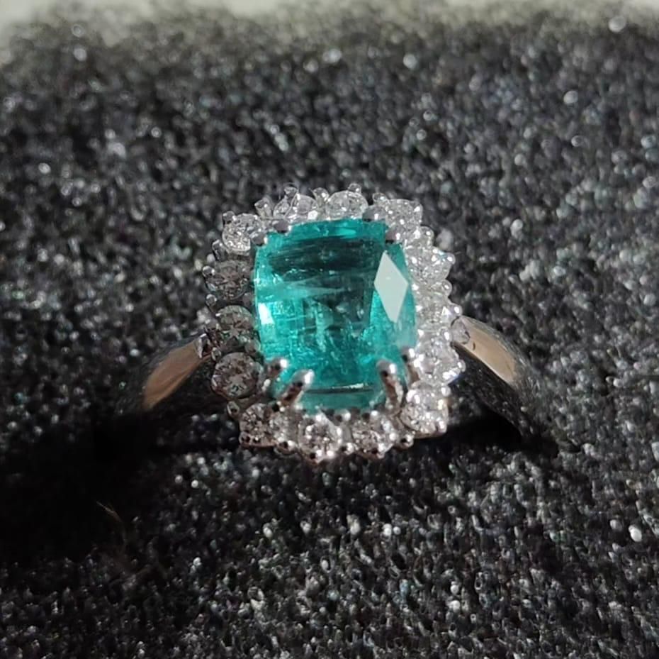 anello pietra preziosa
