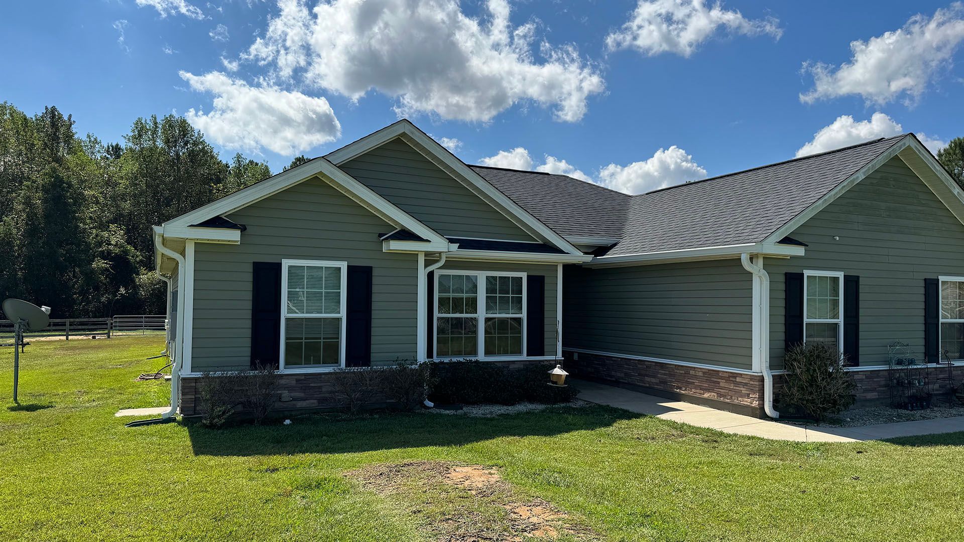 gutter installation and repair contractor for myrtle beach and the entire grand strand region SNL Seamless Gutters