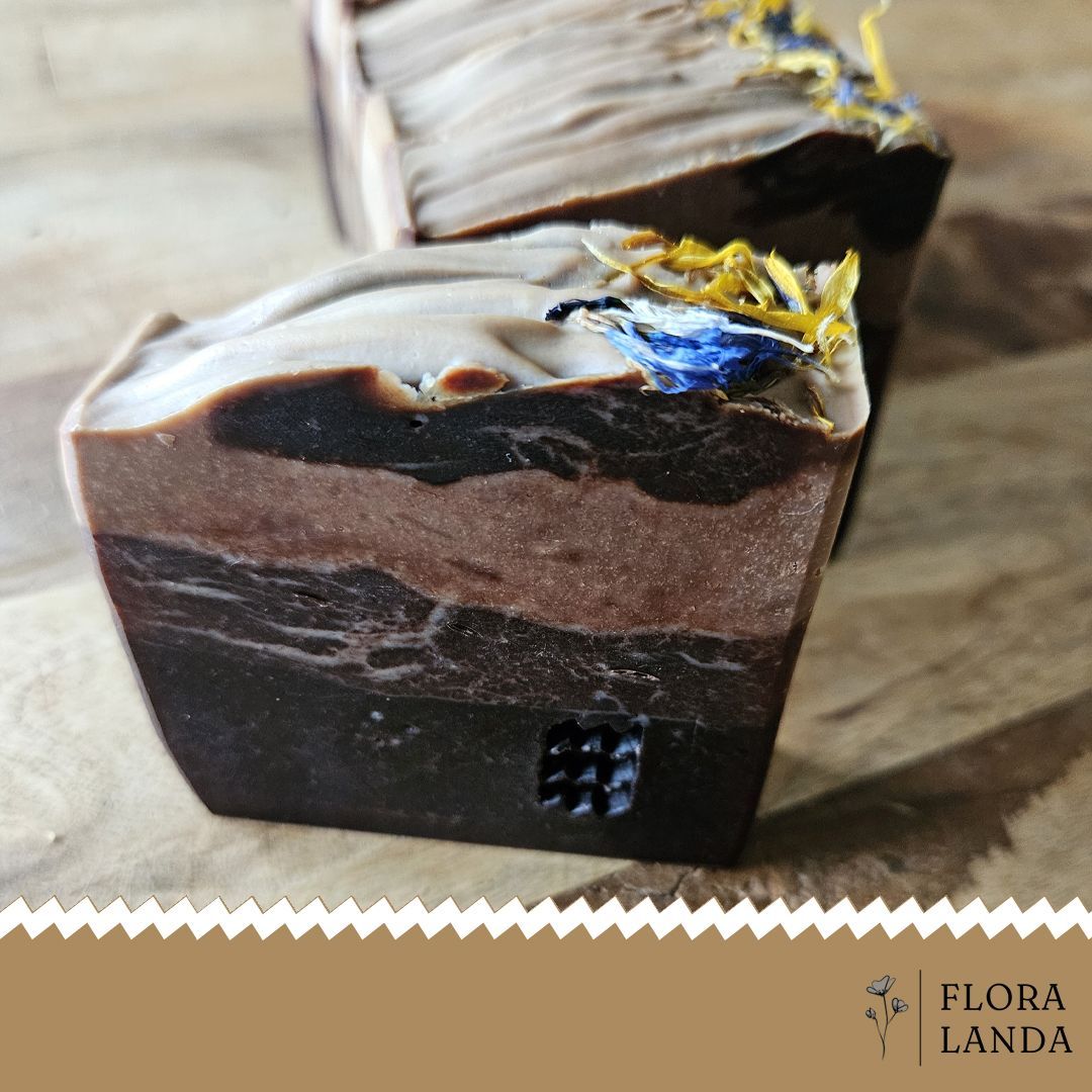 ambachtelijke, natuurlijke zeep van floralanda met cacao en sheabutter voor de gevoelige huid en juiste verzorging