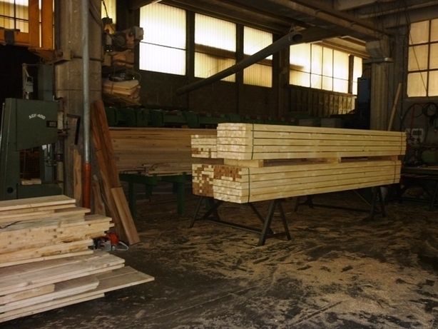 vasto assortimento legname da costruzione Jacquemod F.lli Aosta Avise