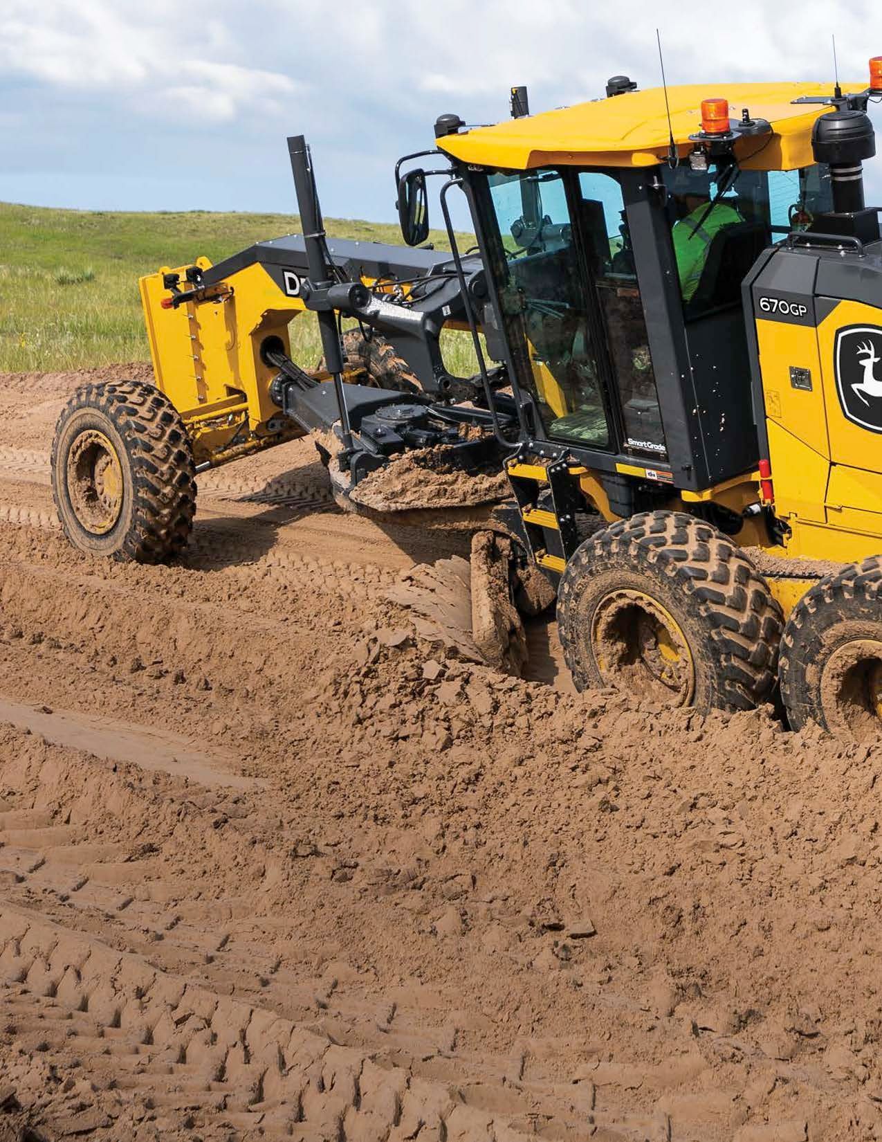 John Deere 670GP-12