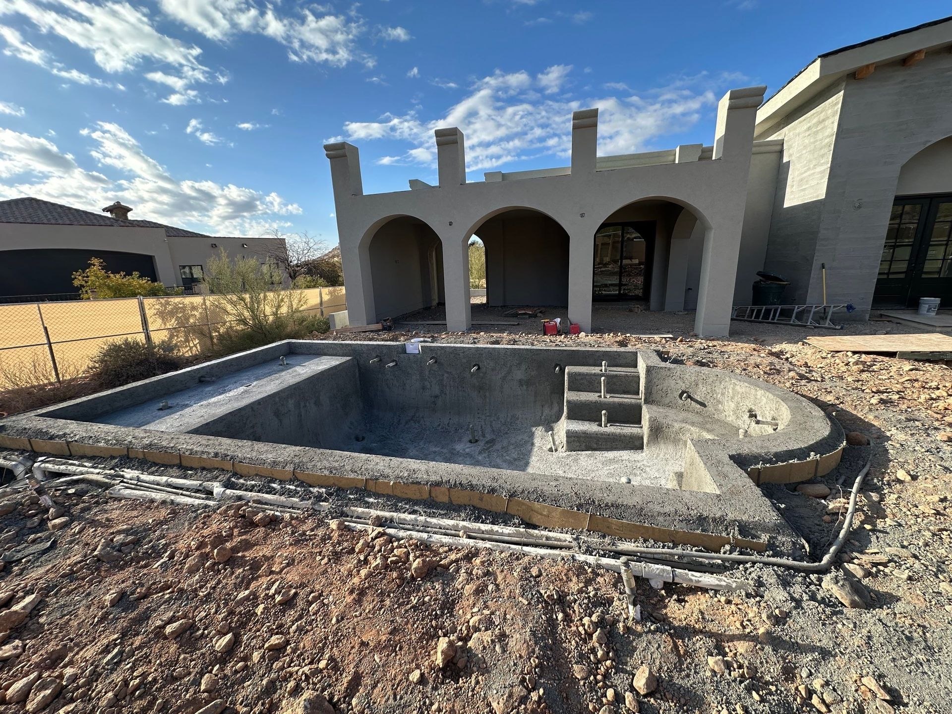 Custom Pool in Arizona by Canterra Pools