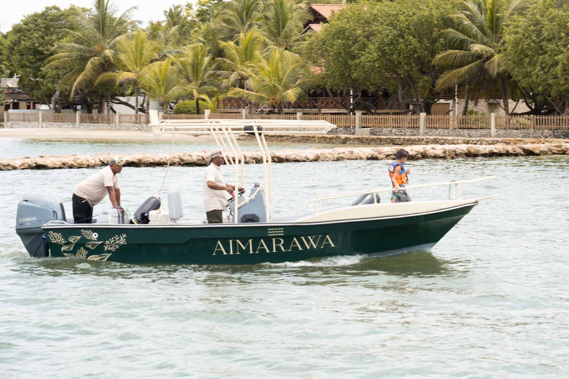 Recorrido en lancha en san antero córdoba, experiencia acuática asociada a hoteles frente a la playa en el caribe colombiano.