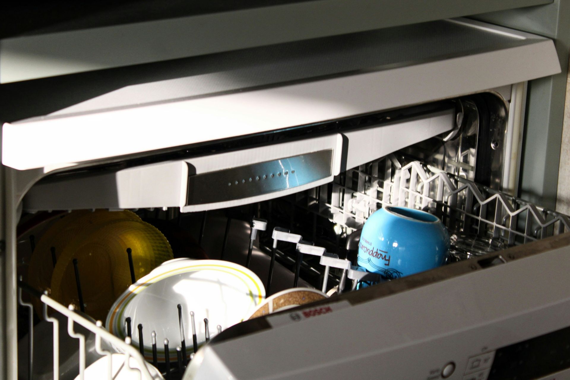 Dishwasher repair signs showing a failing appliance that may need maintenance or replacement soon
