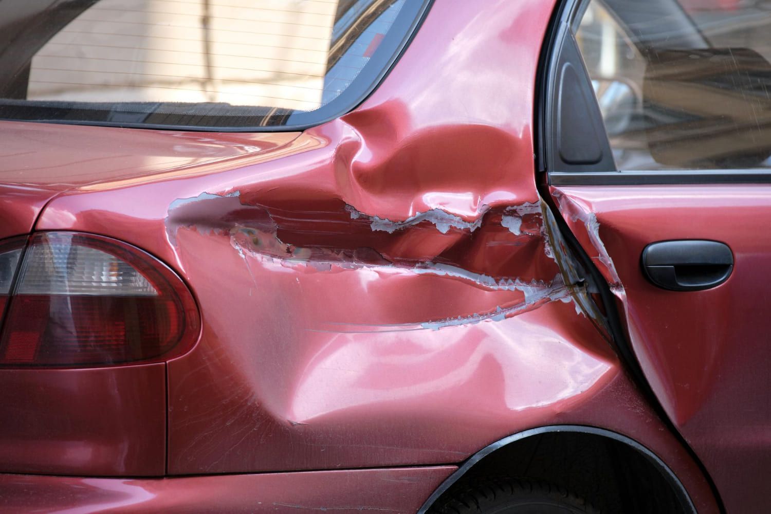difference between Dent Repair Vs Auto Repair