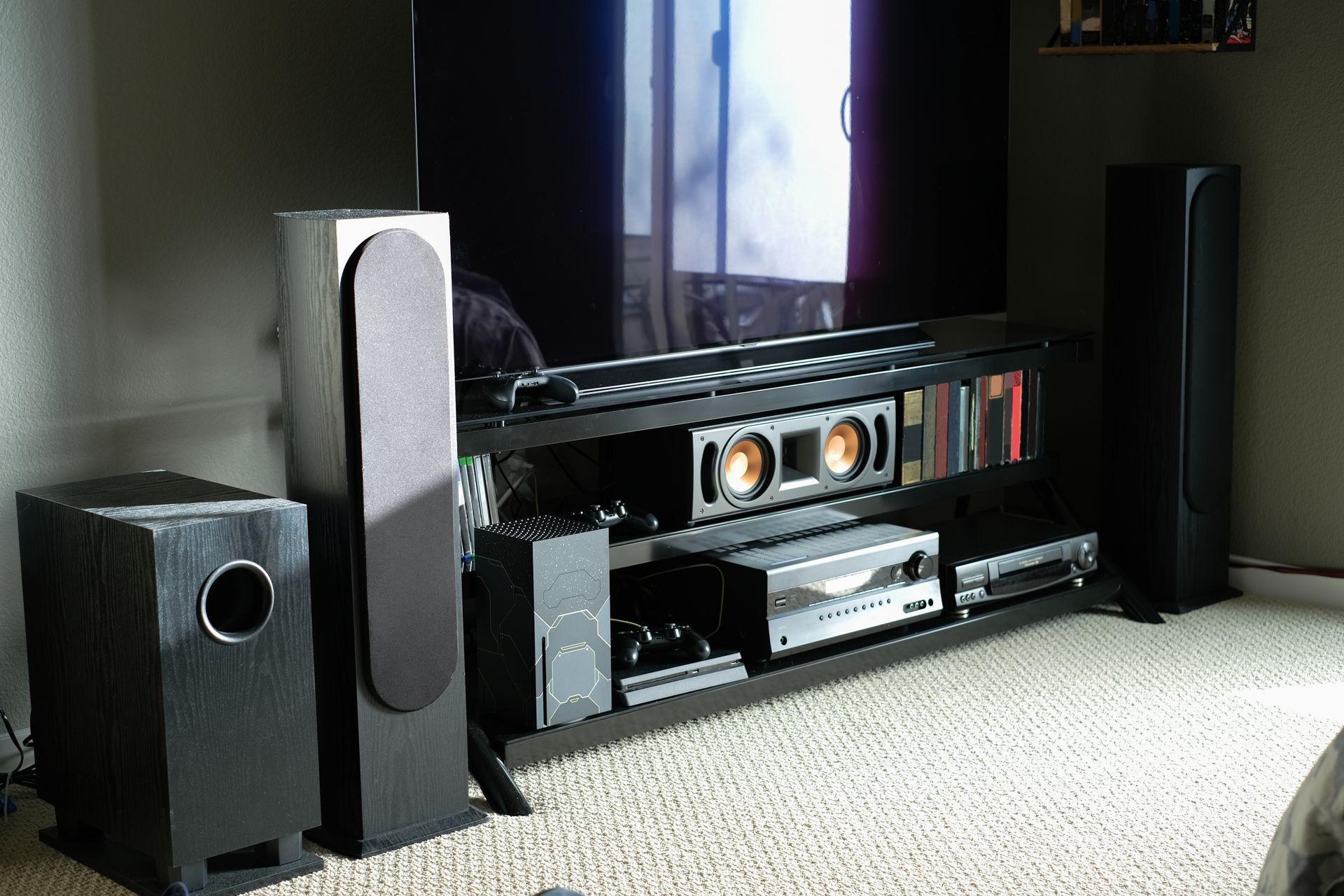 Modern house entertainment system