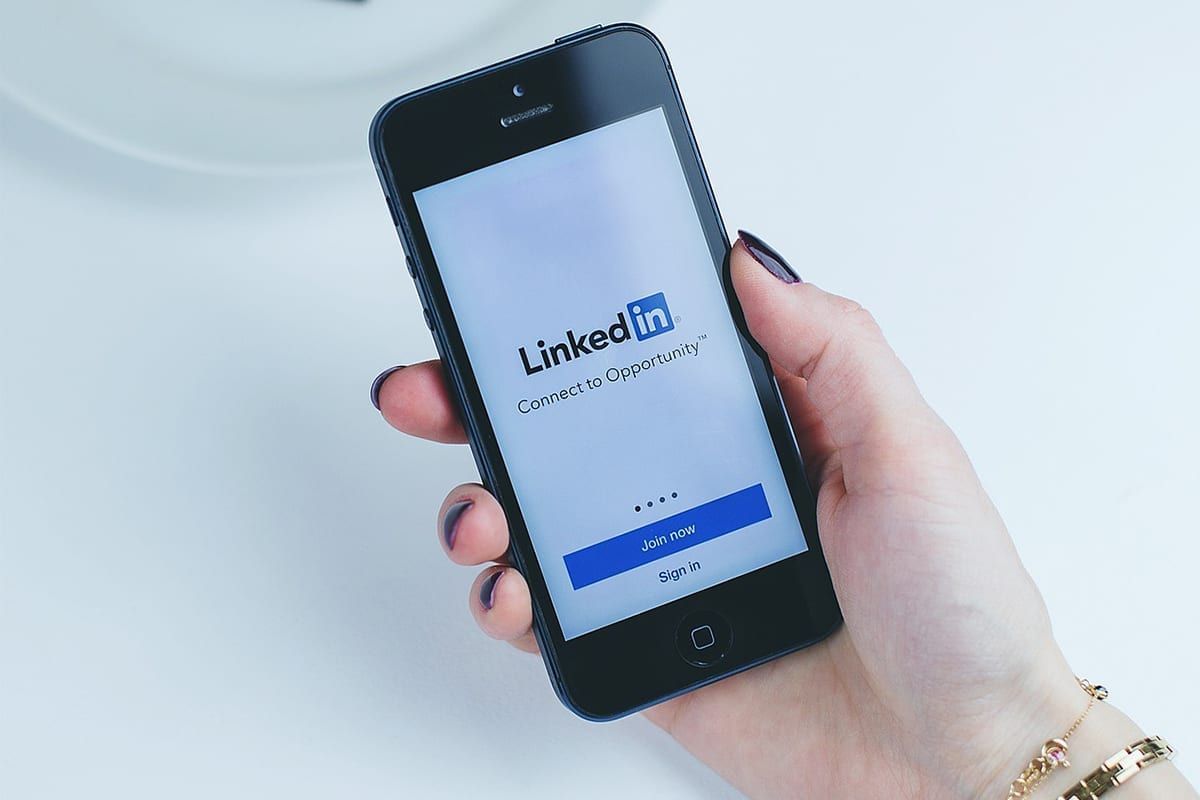 How to Optimise Your LinkedIn Profile in 20 Steps