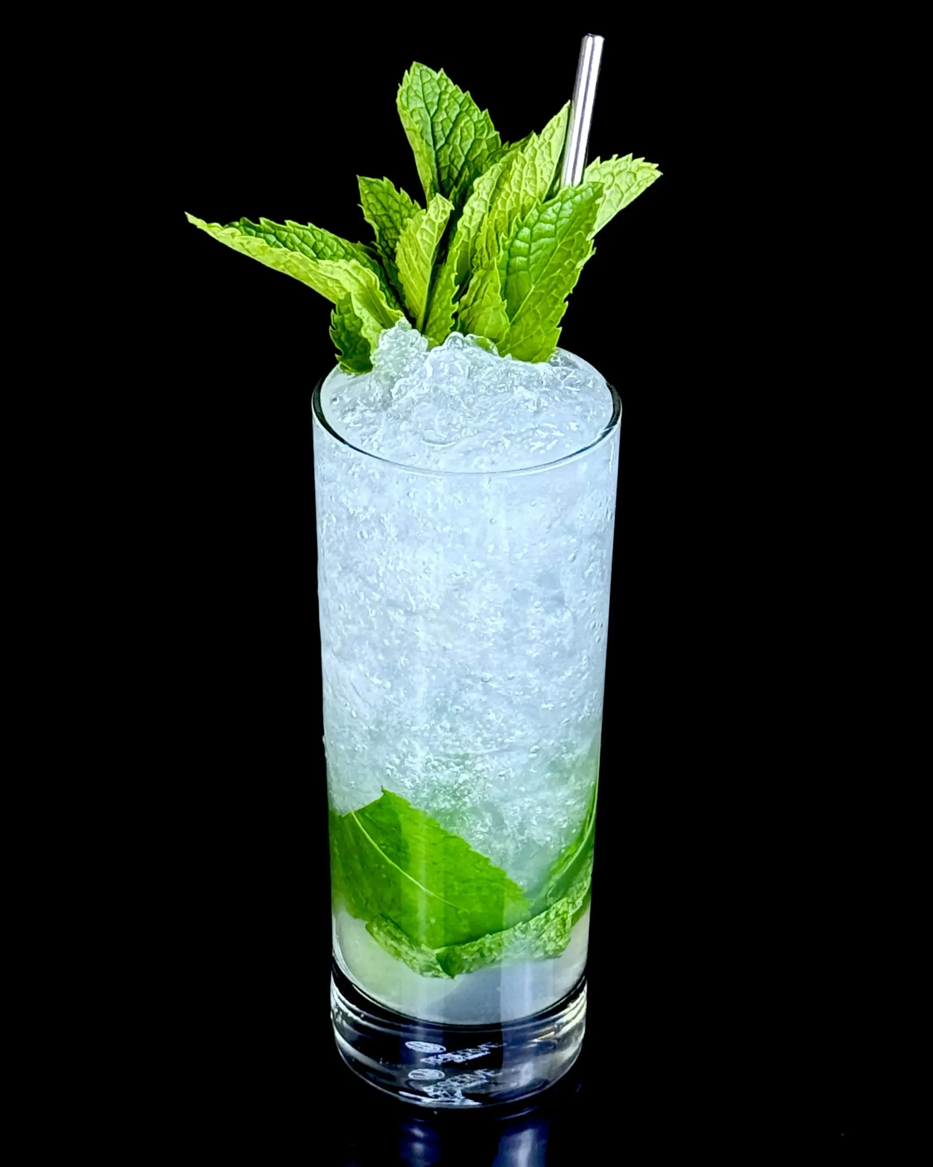 Skinny Dip, a tamarind-mint highball designed to work naturally with tequila or rum