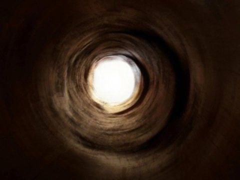 C'è una luce alla fine del tunnel.