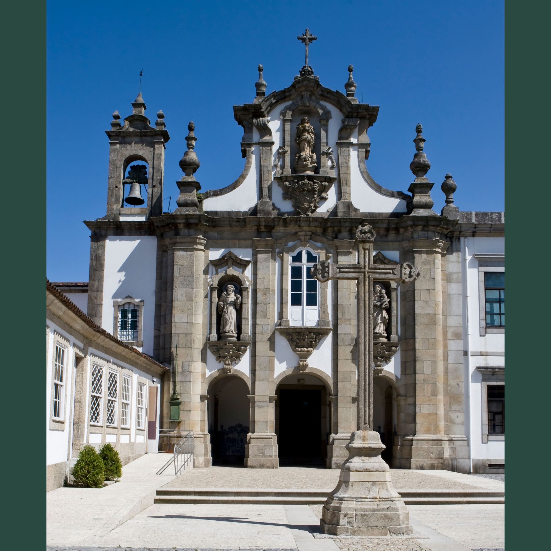 COnvento de Santo António dos Cauchos, former convent in Guimarães, Portugal
