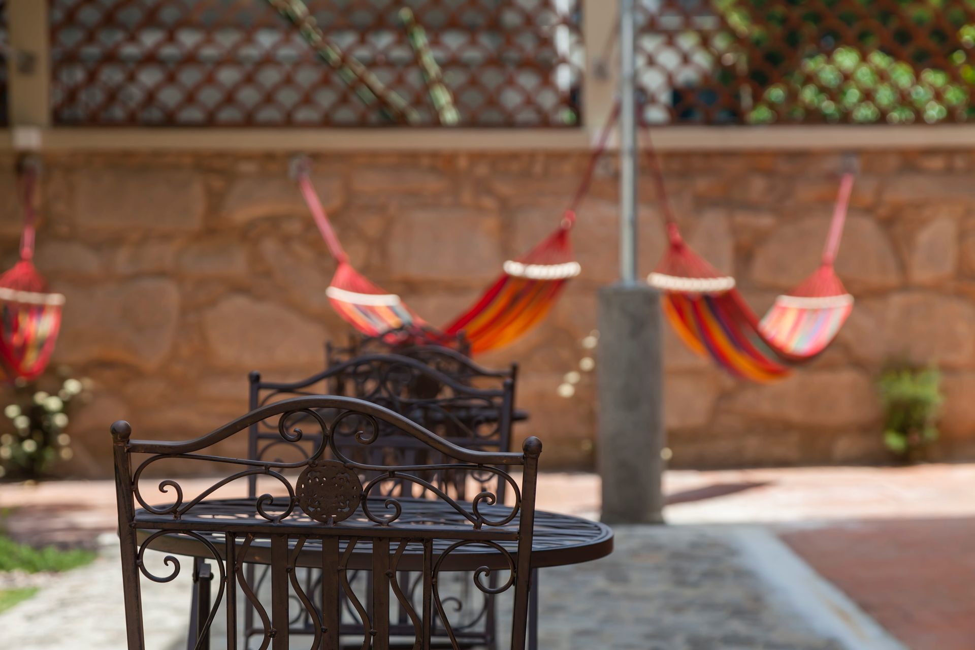 Garden of Casa Kala Boutique Acommodation in Porto, Portugal, surrounded by private garden. 