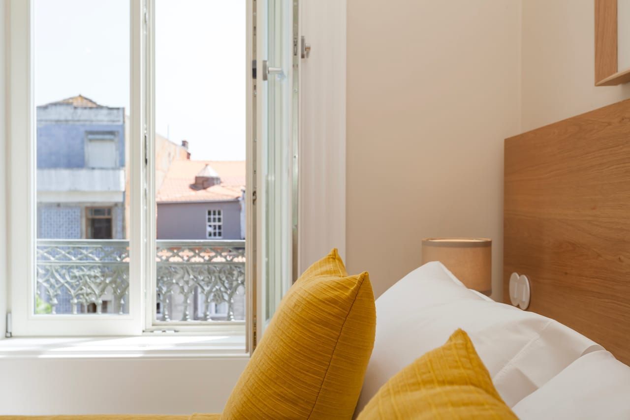 Queen Size Bed and plenty of light