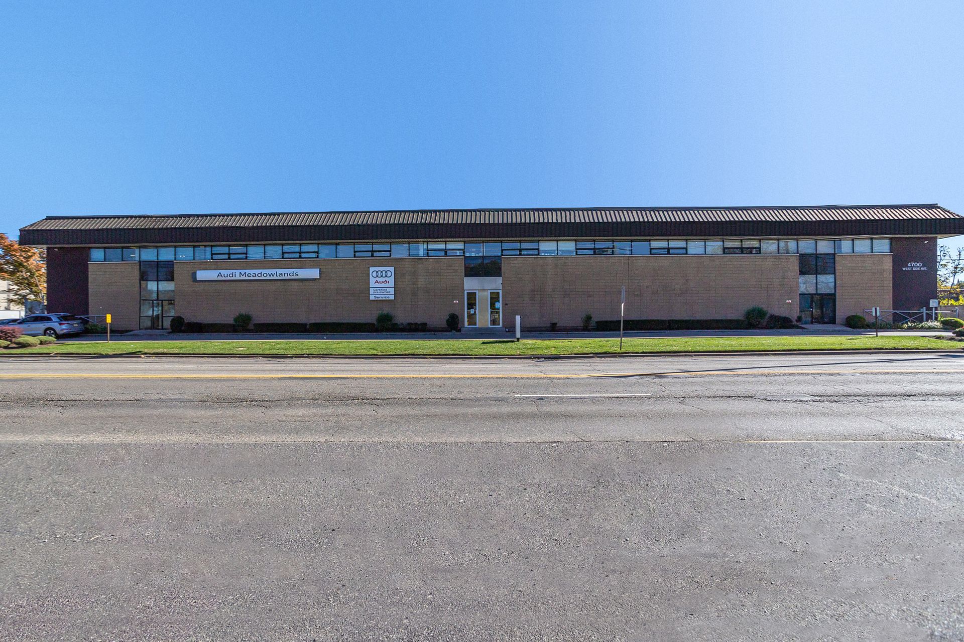 Building Exterior Photo