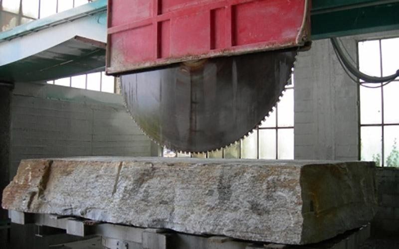 Realizzazione edile in pietra di Luserna