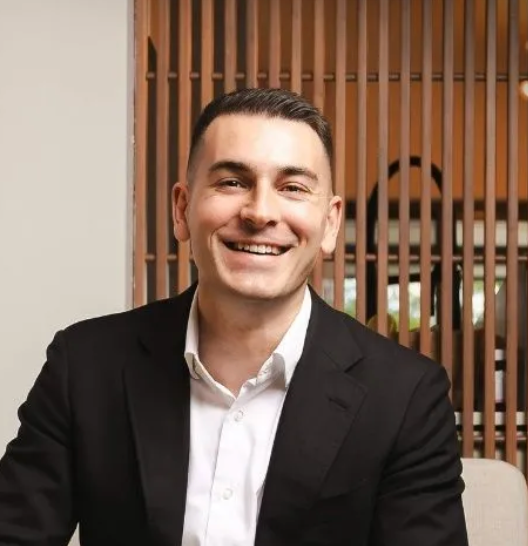 Dimitri Giannopoulos, Infinity Mortgage Brokers
