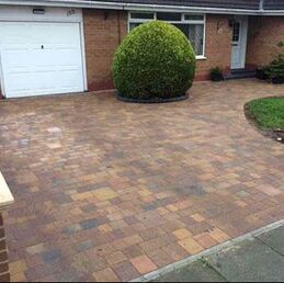 Nottingham Fencing block paving driveway