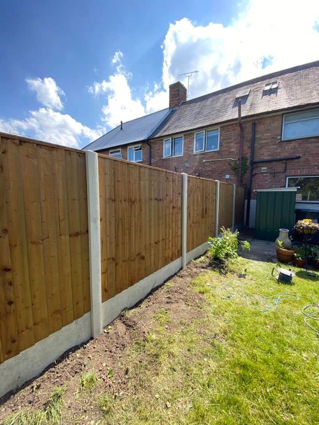A replacement closeboard fence on concrete posts and gravel boards along a rear boundary in Southwell