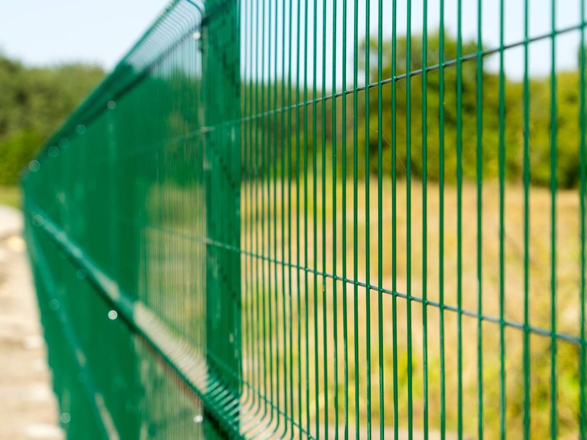 Nottingham Fencing school mesh fencing
