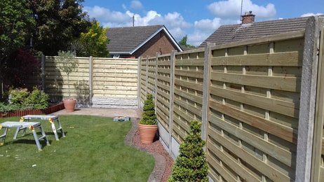 Nottingham Fencing slatted hit and miss garden fencing