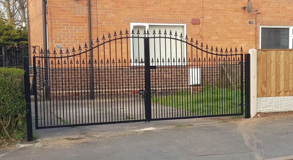 metal driveway gates with pedestrian gate in Nottingham