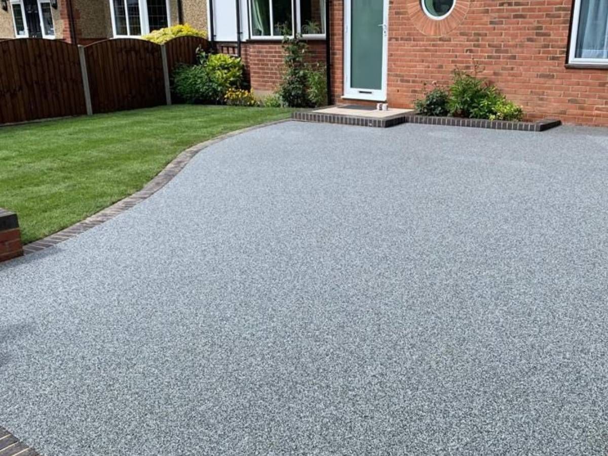 Grey resin driveway in Newark