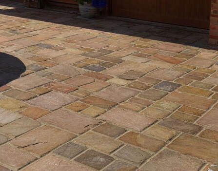 Cobblestone driveway in Long Eaton