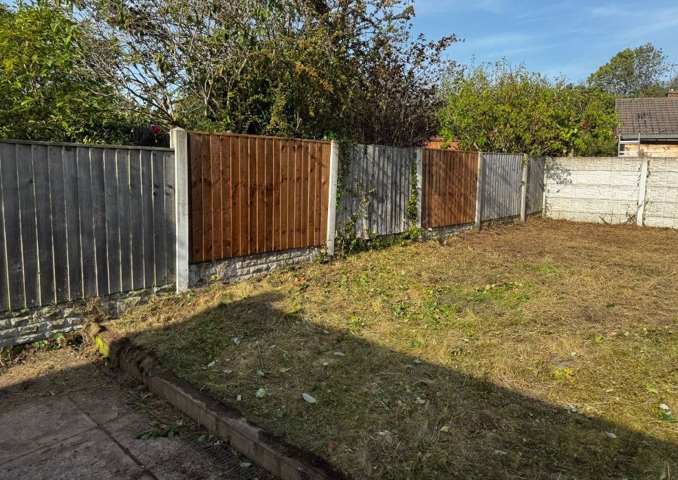 After Nottingham Fencing had finished clearing the overgrown garden in Woodthorpe, Nottingham