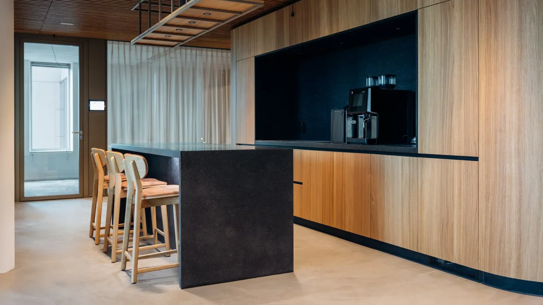 Scotland company showcasing sustainable veneer in workspace design 