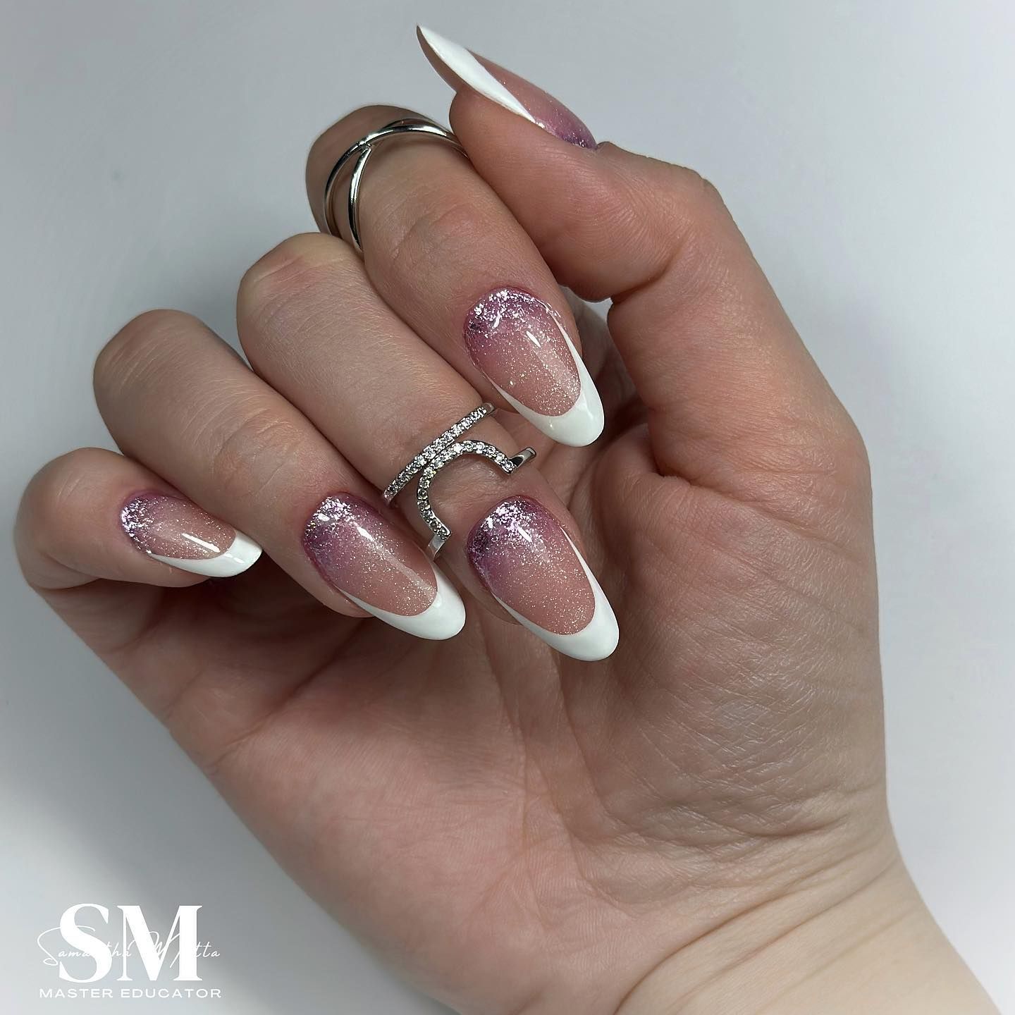 nail-11