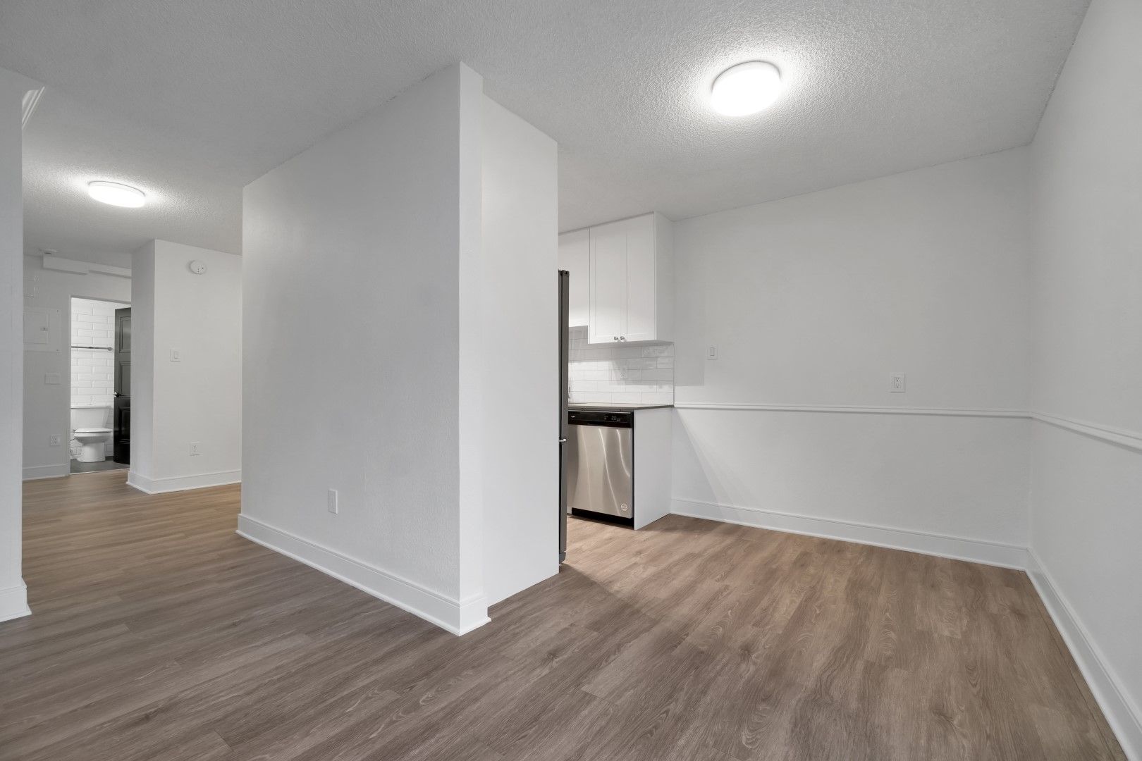 One & Two Bedroom Suites For Rent Road East Victoria Rentals