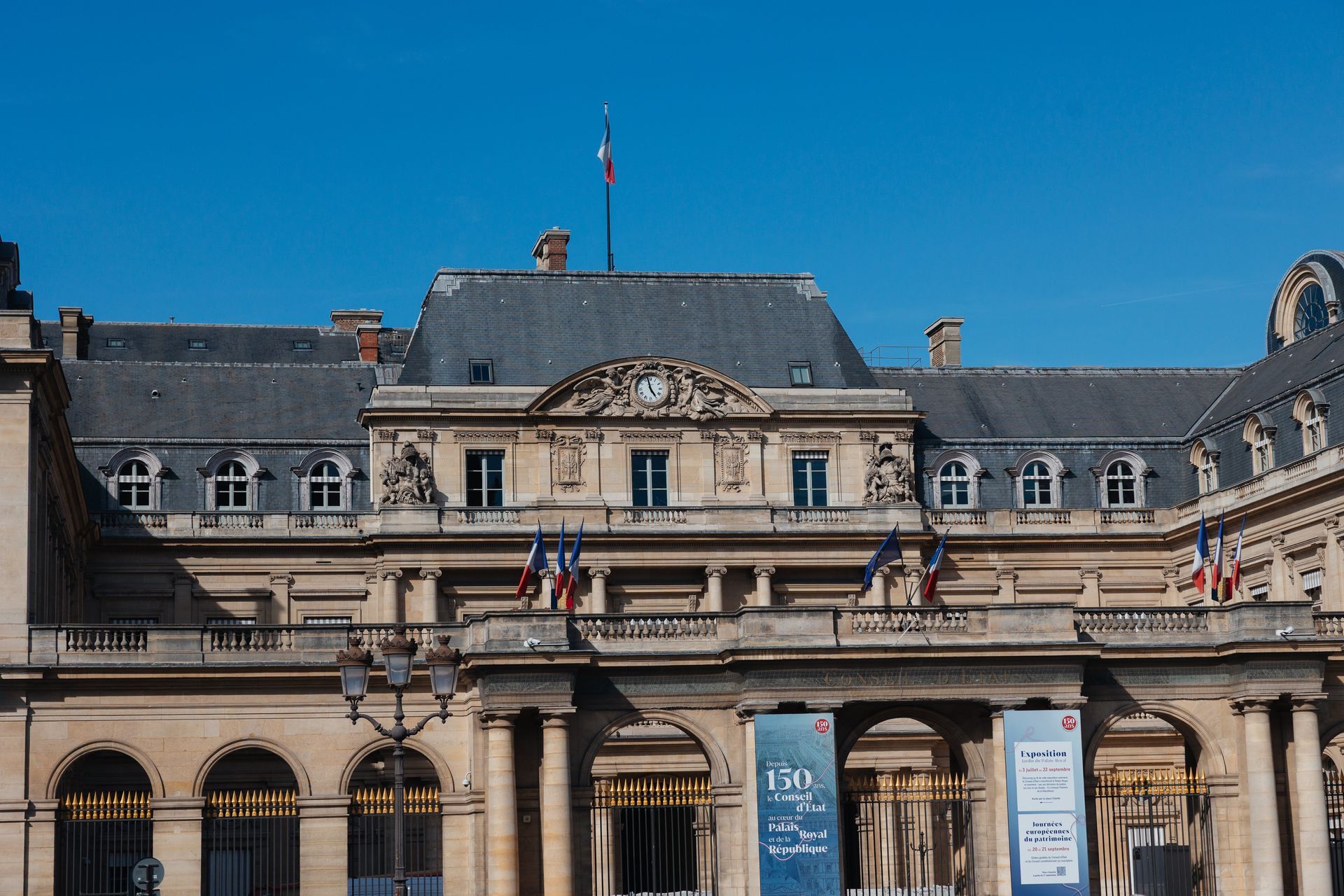 Obtenir une autorisation de tournage à Paris en 48h : le guide complet