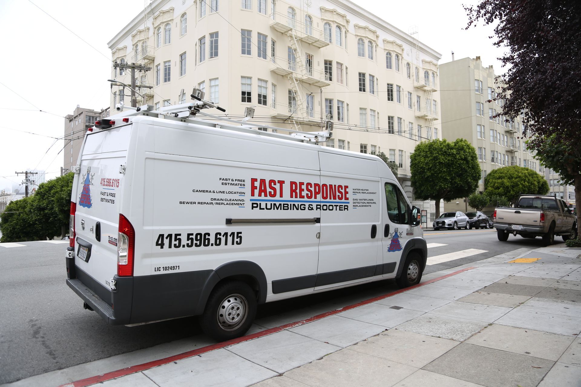Fast Response Plumbing technician handling a plumbing emergency at a San Francisco home