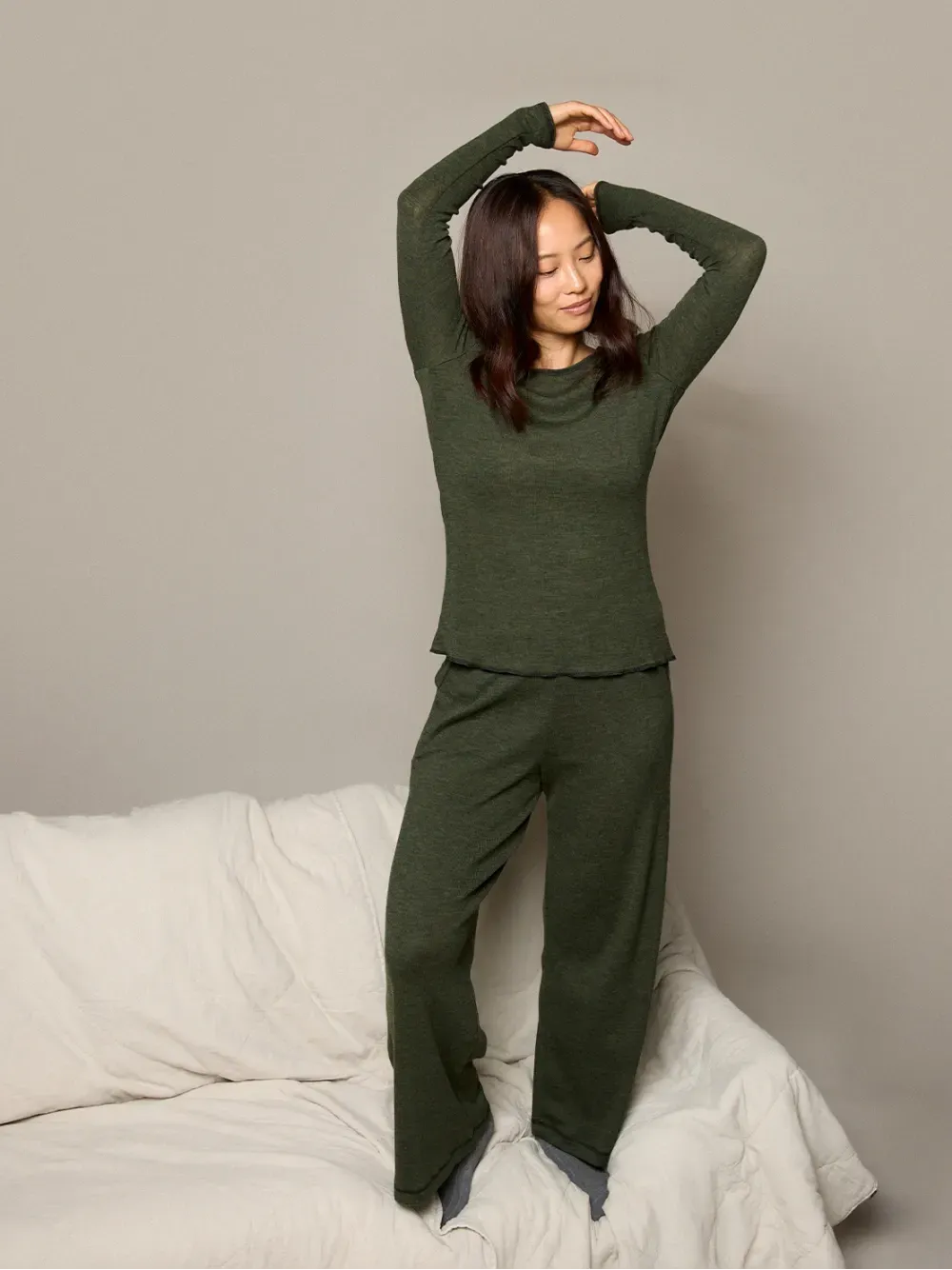 Merino ribbed pine melange trousers
