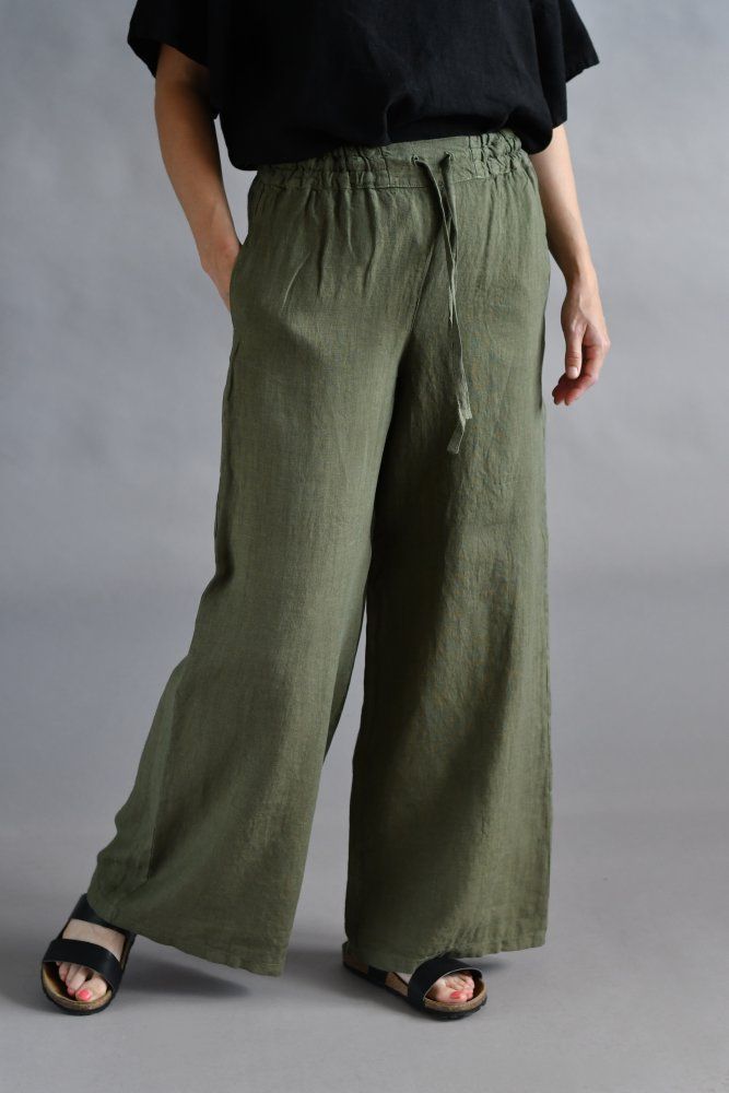 Khaki linen trousers