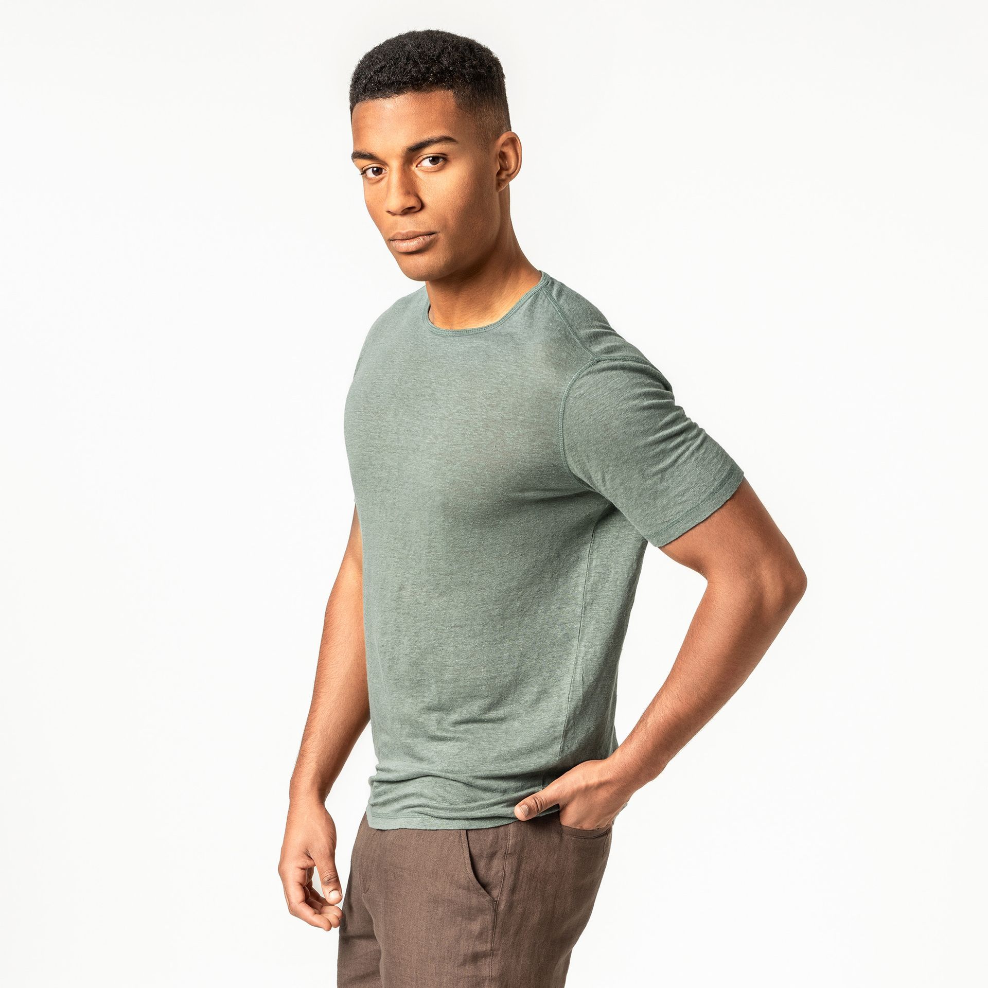 Men's t-shirt linen pine